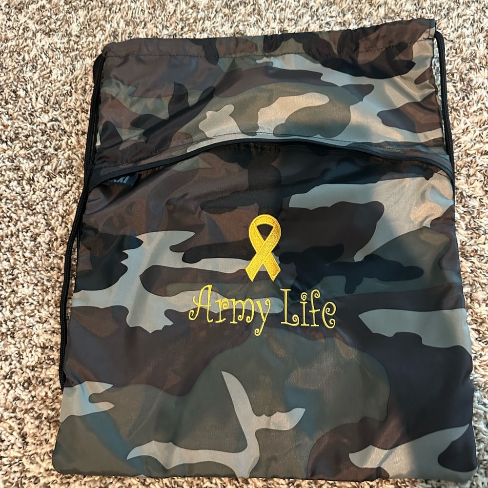 Thirty-One Camouflage Drawstring Bag
